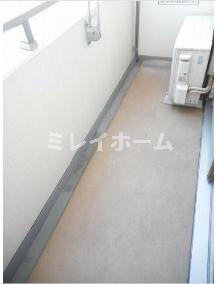 バレーヌ大森山王のバルコニー