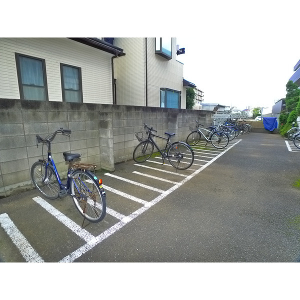ＹＫマンションの駐車場