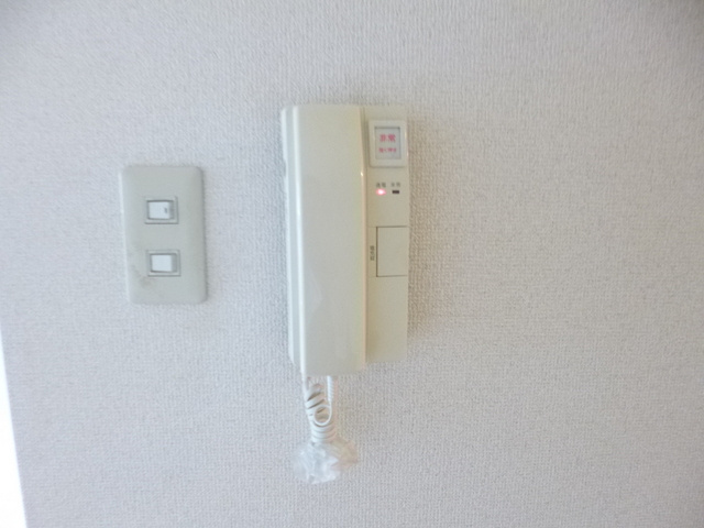 ハイネス１４のセキュリティ|インタホン付き☆