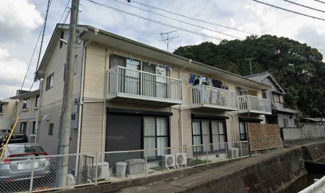 生駒市西菜畑町のアパート