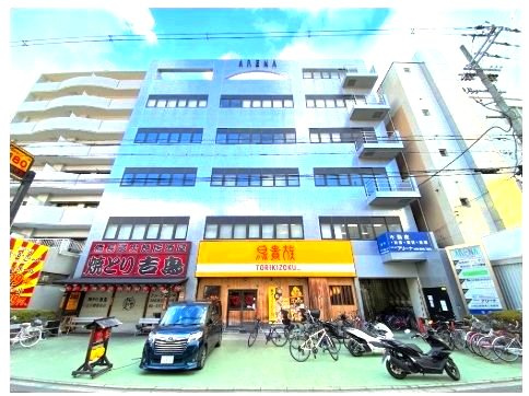 アリーナ古川橋の外観