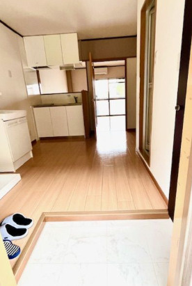 コスモハイツ3の玄関|きれいな玄関です