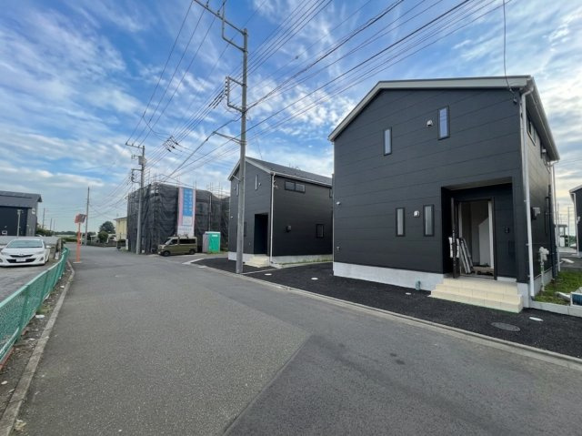 武蔵村山市中原第８の前面道路含む現地写真