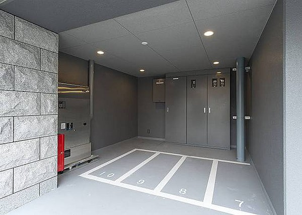江東区東陽１丁目の賃貸マンションのエントランス
