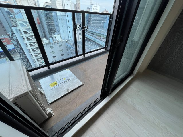エグゼ堺筋本町のバルコニー