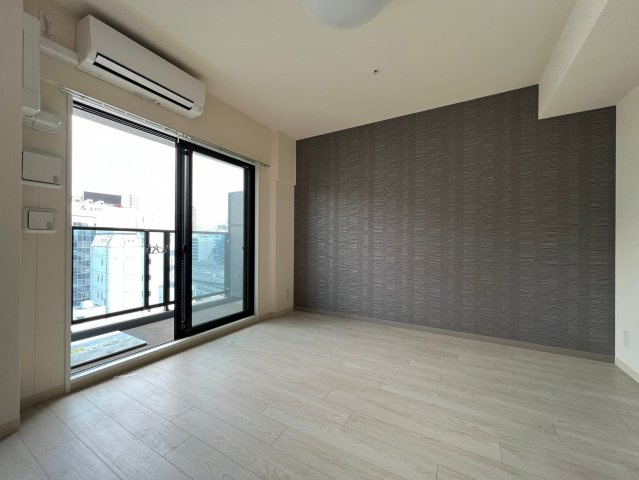 エグゼ堺筋本町の洋室