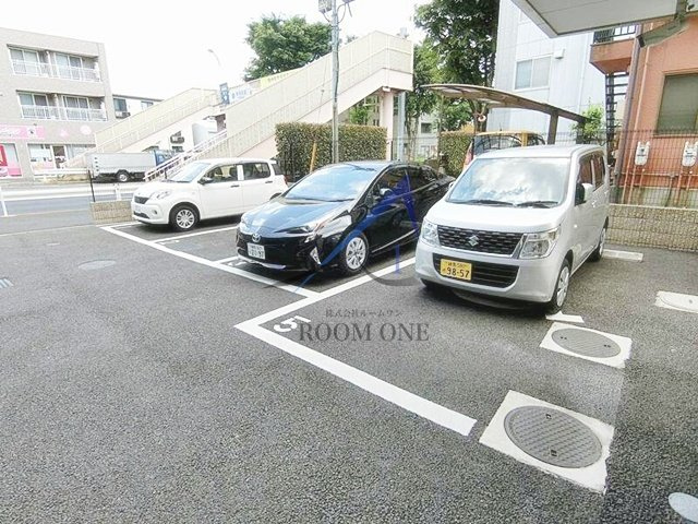 リブリ・GLANZの駐車場|駐車場です。