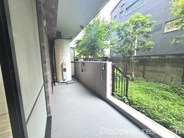 京王橋本パーク・ホームズ弐番館のバルコニー