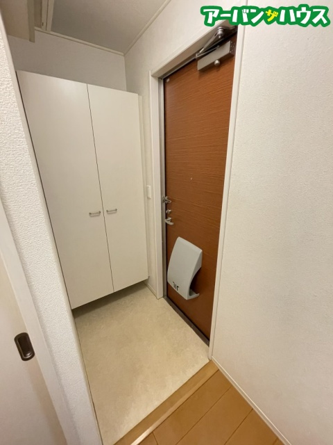 ハイムSAKURAの玄関