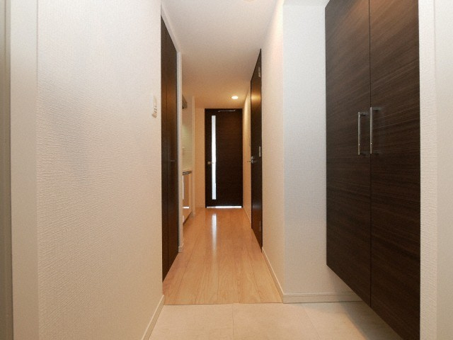 S-RESIDENCE北浜の玄関