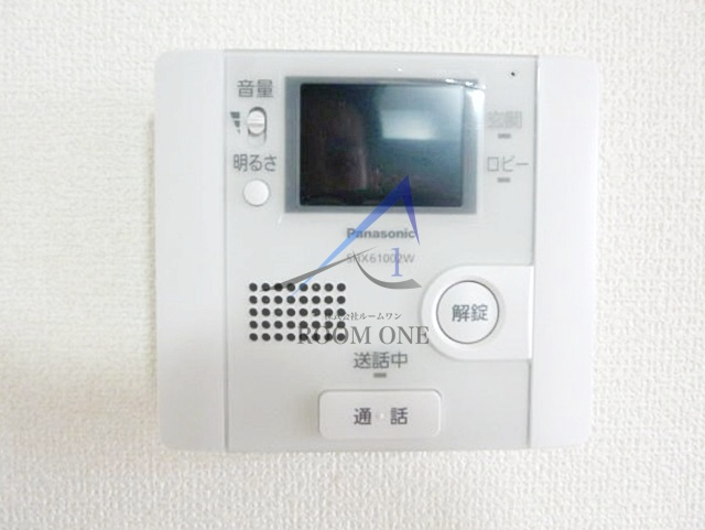 ホワイトテラスのセキュリティ|モニター付きインターホンです。