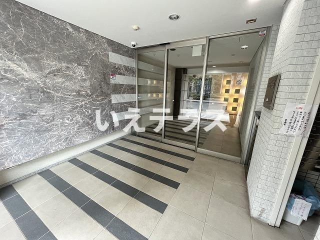 アスヴェル神戸元町海岸通のエントランス