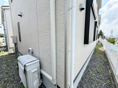 【設備】 | 茶山台３丁　中古戸建 | 【閑静な住宅地でのびのび子育て】閑静な住宅地で子育て家族にピッタリ。毎日のお散歩も快適な緑に恵まれたエリアです。
