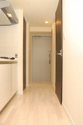 S-RESIDENCE北浜の玄関