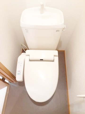 熊本市中央区黒髪６丁目のアパートのトイレ