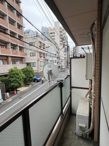 【バルコニー】