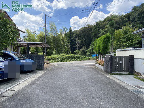 西賀茂円峰 中古戸建の前面道路含む現地写真