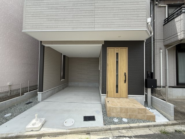 ファーストタウン堺市第２東区南野田の駐車場