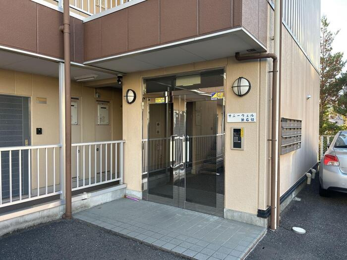サニーウェル新石切のエントランス