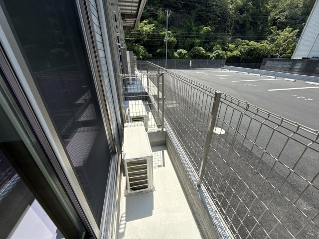 ハイムメゾン白鳥台のバルコニー