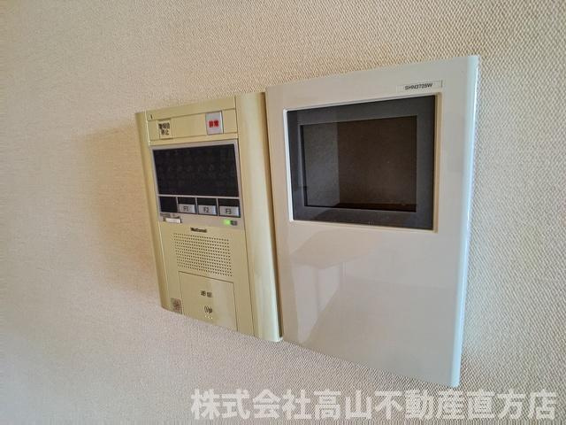 直方市湯野原２丁目の賃貸マンションのセキュリティ
