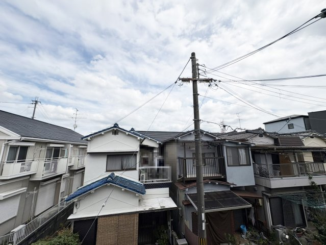 高槻市野田二丁目戸建の展望|東側バルコニーからの東向きの眺望です。
