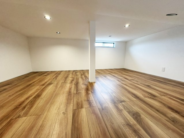 高槻市野田二丁目戸建の洋室|ロフト（約10.0帖）です。