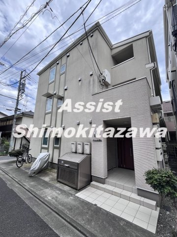 リラ下北沢の外観