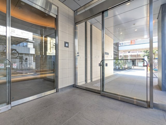 ステラ平塚のロビー|落ち着いたロビーです