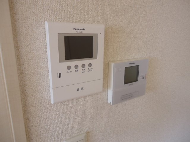 リヴェールＫ湘南の内装|カメラ付インターホン