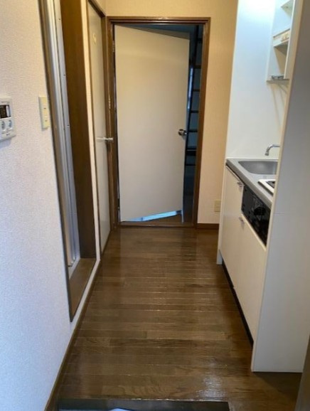 ホーメックス西荻の玄関