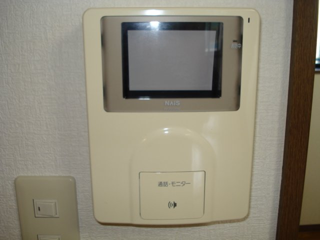 エスポワール茅ヶ崎の内装|カメラ付インターホン
