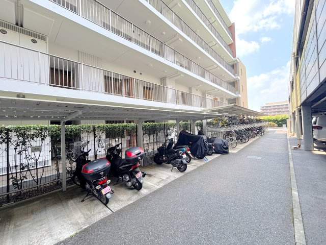 バイク置場・駐輪場