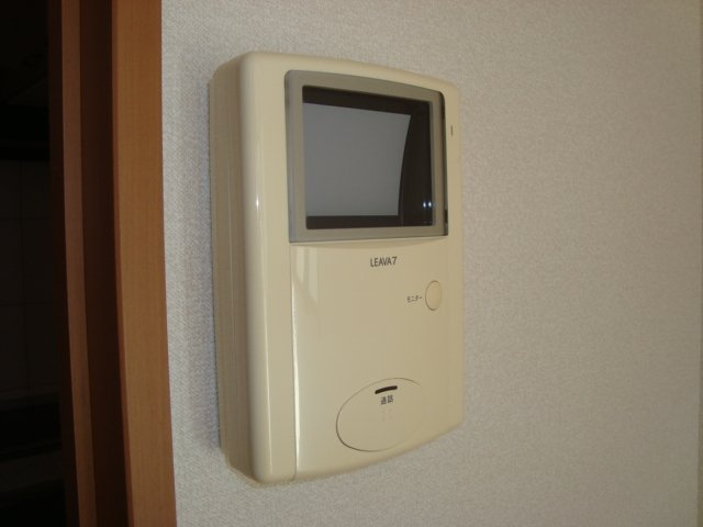 ポスト・マローネのその他|インターフォン