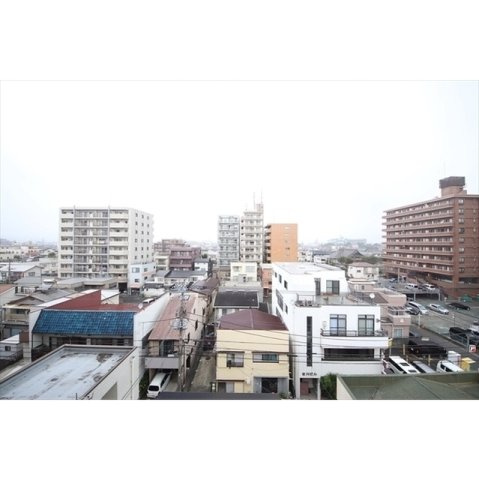 レガーロ平塚の内装|明るい室内です