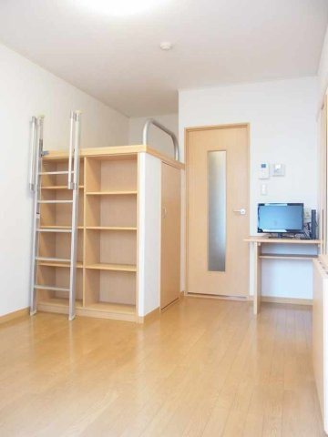 レオパレスハーベストステージの居間・リビング|現況優先