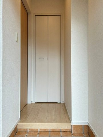 メゾン・アクロスⅡの玄関|ゆったりとした玄関です