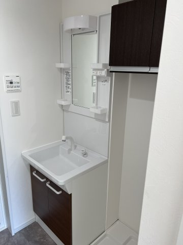 Coral茅ヶ崎の独立洗面台|独立洗面台あり、毎朝おしゃれに忙しい女性の方におすすめです