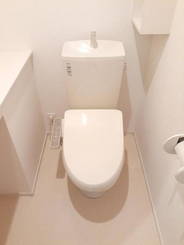 メゾン・アクロスⅡのトイレ|清潔感のあるトイレです