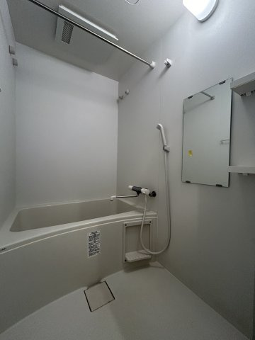 ステラ平塚の浴室|落ち着いた空間のお風呂です