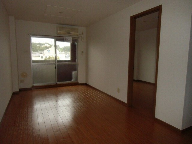 レオンの内装|過ごしやすい室内です