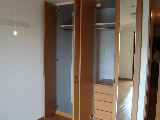 パラシオン平塚の収納|クローゼット