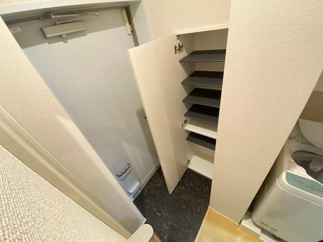 クレイノソラーレ平塚の玄関|きれいな玄関です