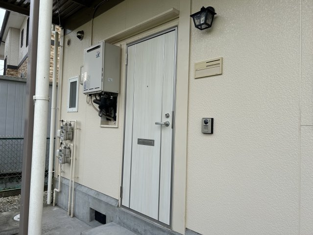メゾンドスカイBの玄関