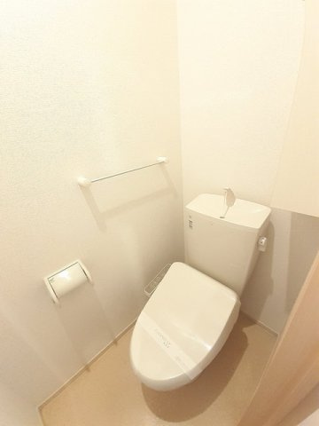 リメインズ湘南のトイレ|落ち着いたトイレです