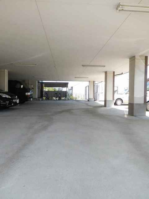 Ｂｅｌｌｅ・Ｒｉｓｅ　　　刈谷市の賃貸はクラスホーム刈谷店の駐車場
