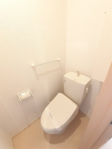 リメインズ湘南のトイレ|清潔感のあるトイレです