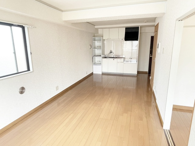 インフィニの居間・リビング|綺麗なお部屋です♪