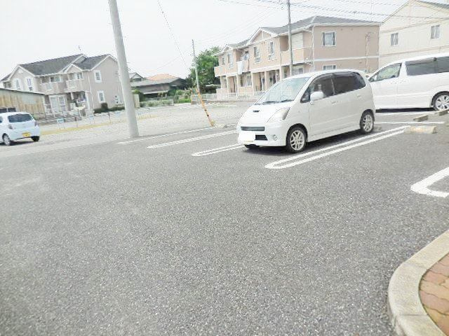 エターナルの駐車場|駐車場
