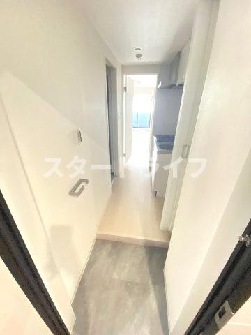 大阪市東淀川区下新庄３丁目の賃貸マンションの玄関